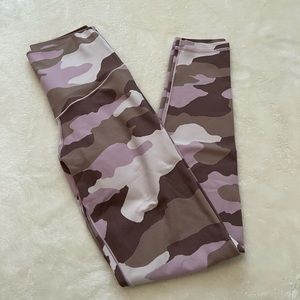 Aerie Offline Camo Leggings